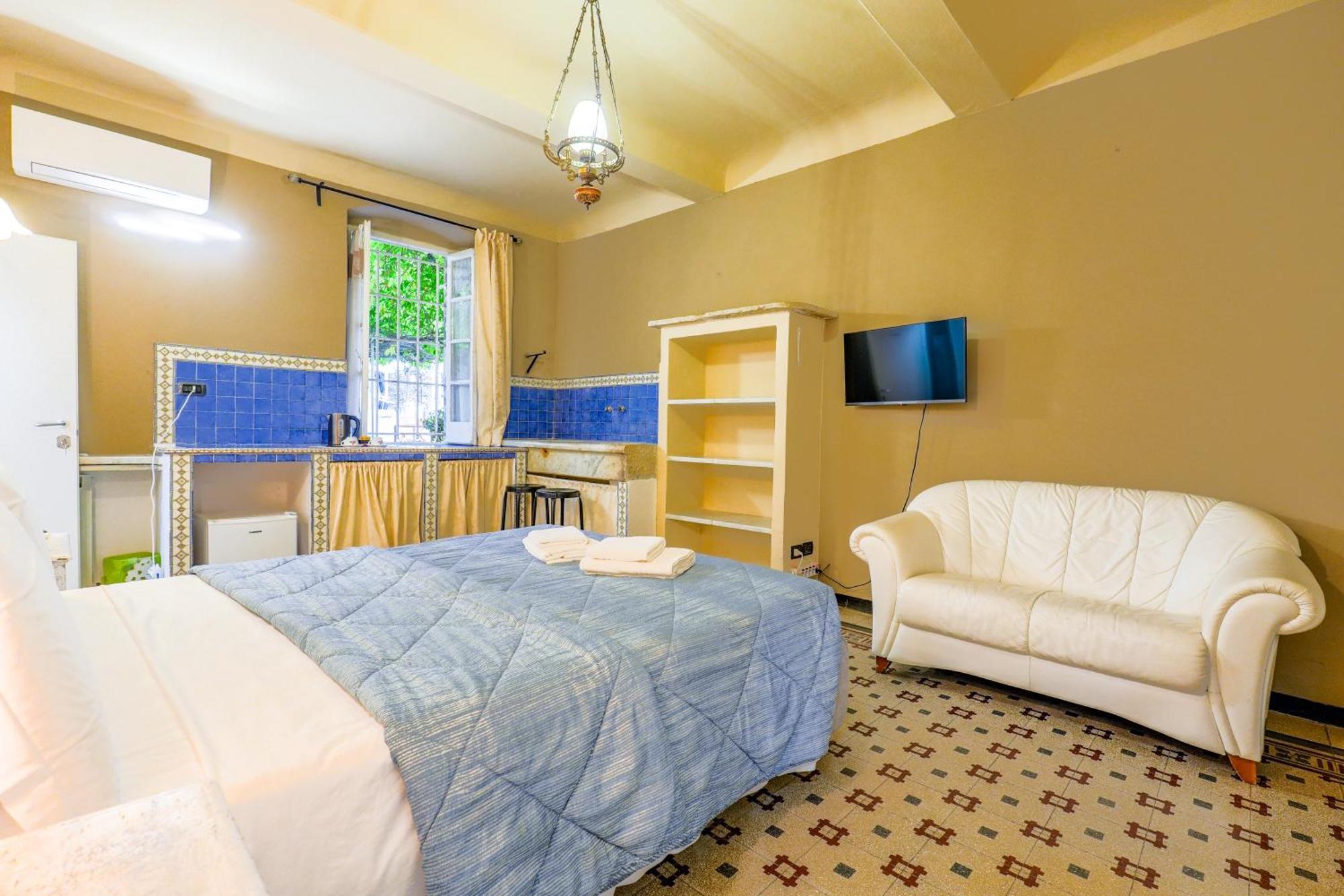 White Guest house Lerici