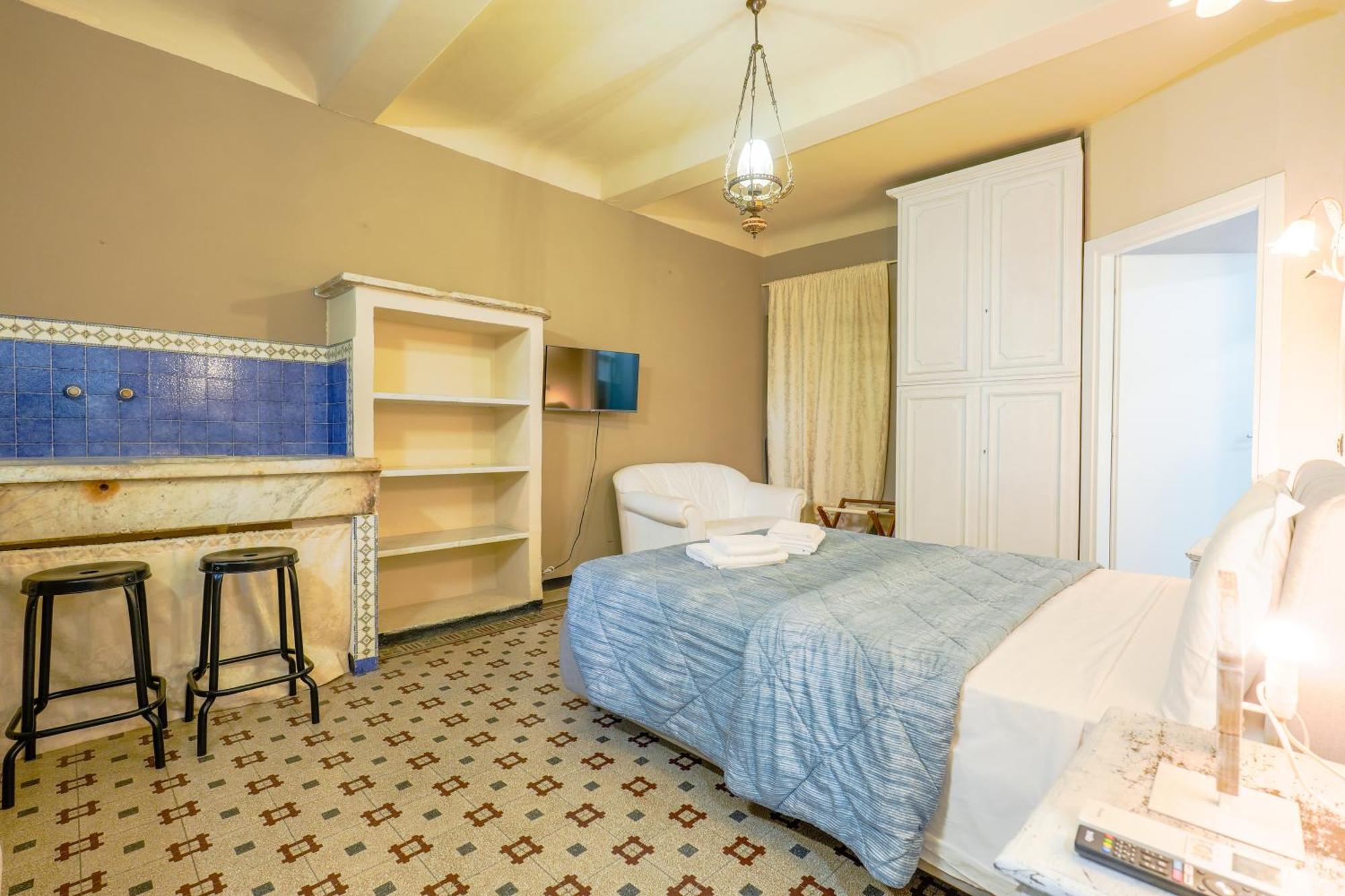 Guest house White *
