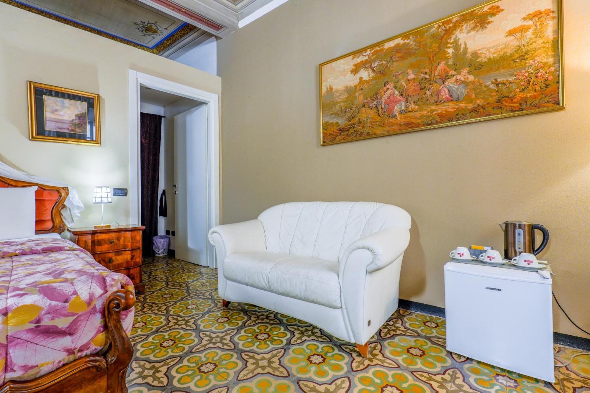 Guest house White *